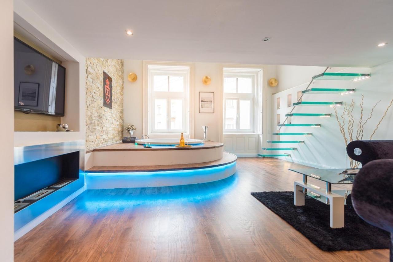 Enzo Capo Jacuzzi Andrassy Apartment Budapesta Exterior foto