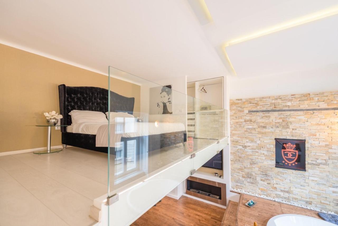 Enzo Capo Jacuzzi Andrassy Apartment Budapesta Exterior foto