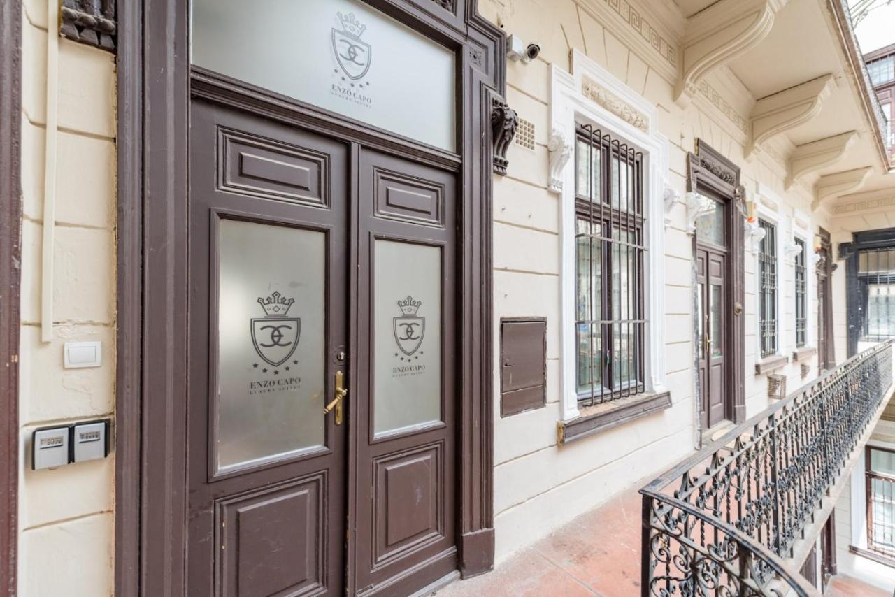 Enzo Capo Jacuzzi Andrassy Apartment Budapesta Exterior foto
